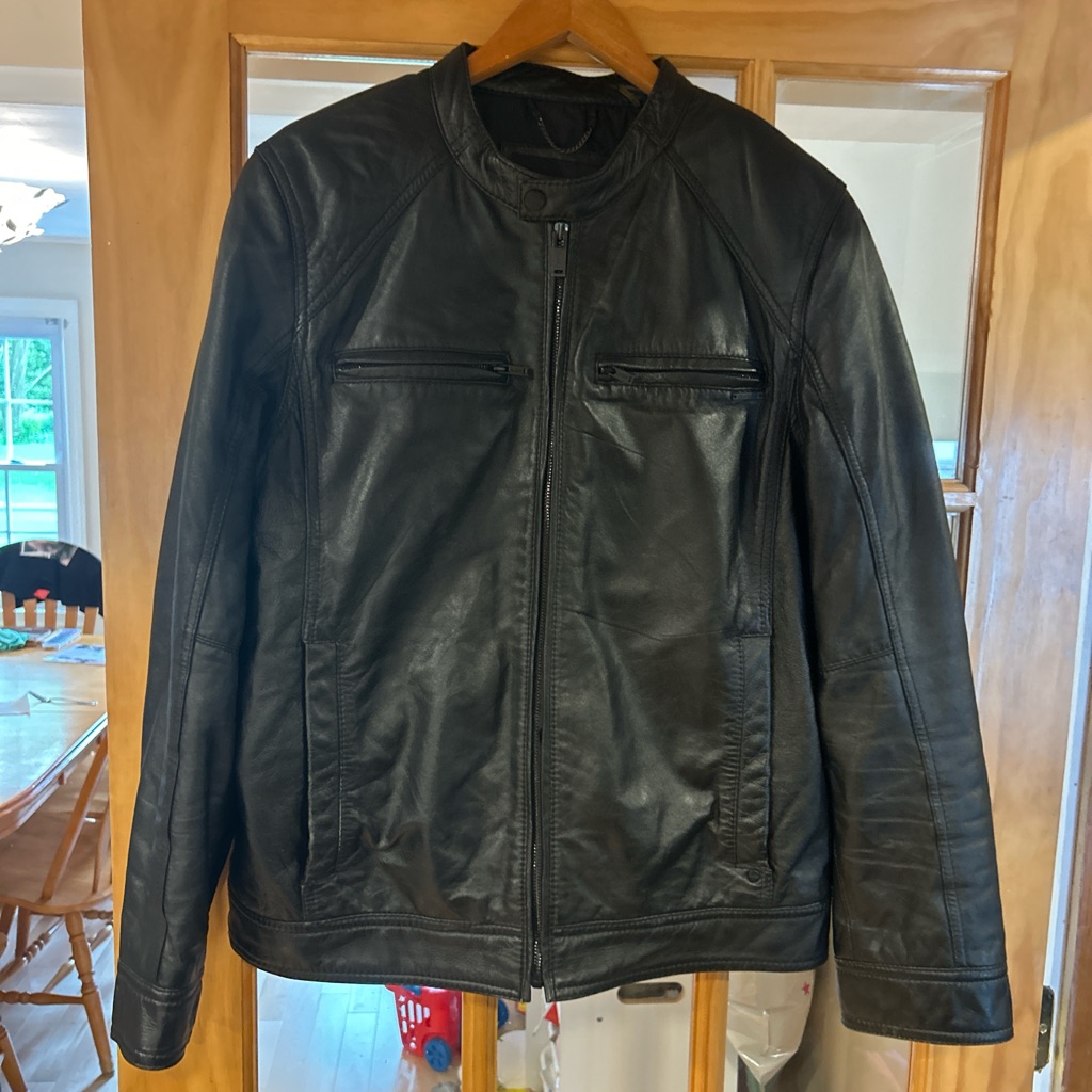 Guess Men’s Medium Authentic Vintage Guess Genuine Leather Jacket